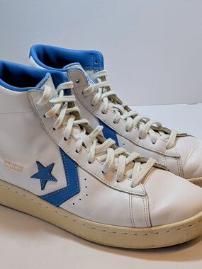 Converse Pro Leather Mid White Blue Leather Sneakers Women’s 8 / Men’s 6.5